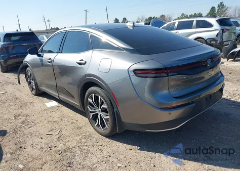 2023 Toyota Crown Limited z USA, uszkodzony, nr VIN JTDAAAAFXP3015561